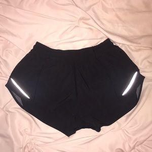 Lululemon hottie hot short 2.5”